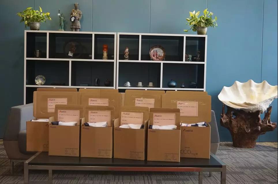 相知無遠(yuǎn)近 萬里尚為鄰——藍(lán)曉科技支援國外伙伴共抗新冠疫情