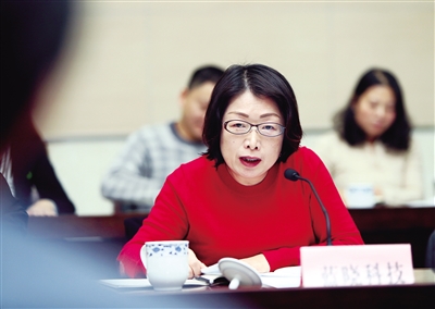 西安召開(kāi)推動(dòng)民營(yíng)企業(yè)上市掛牌圓桌會(huì)