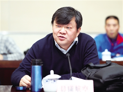 西安召開(kāi)推動(dòng)民營(yíng)企業(yè)上市掛牌圓桌會(huì)