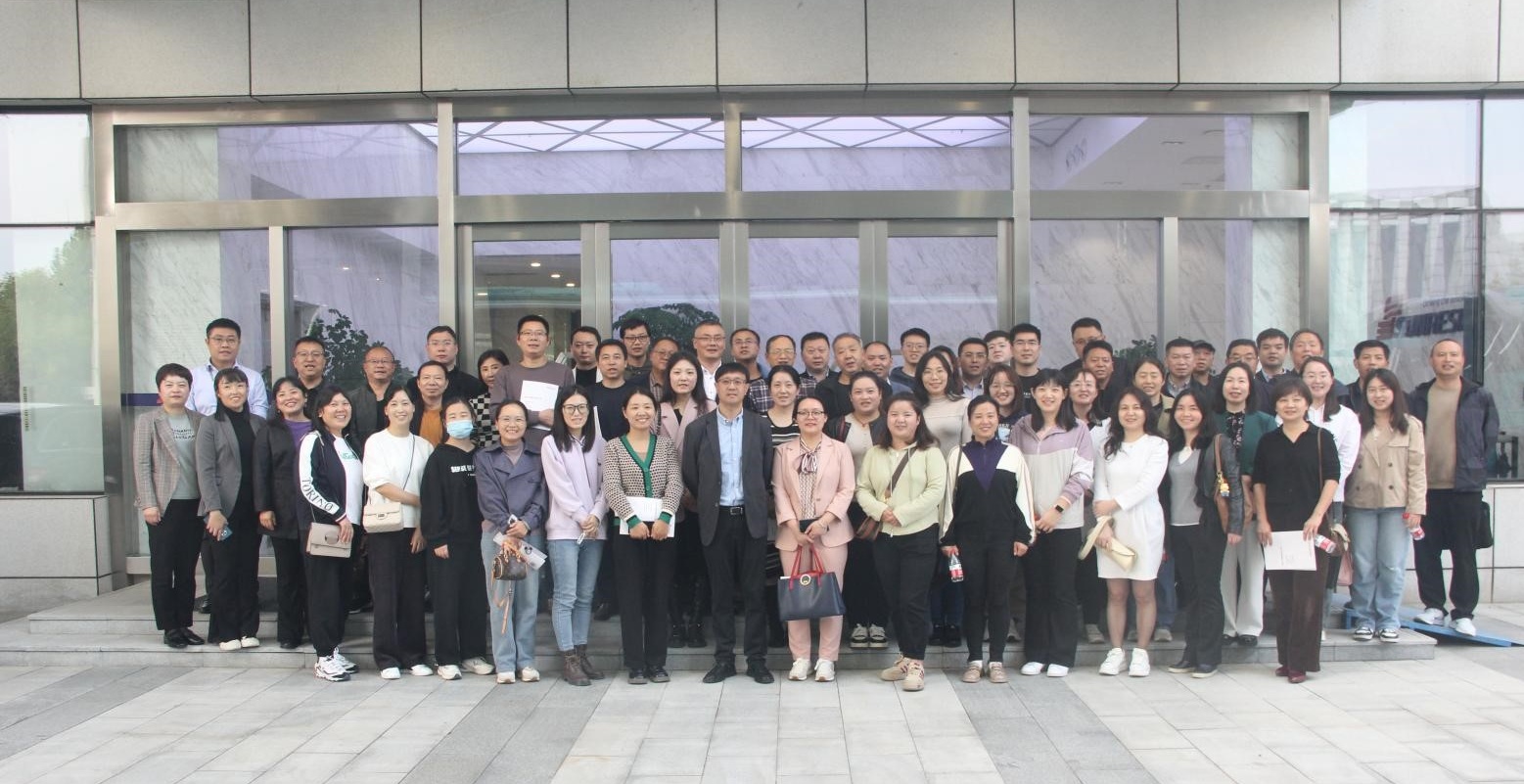 以互學拓思路 以交流促發展