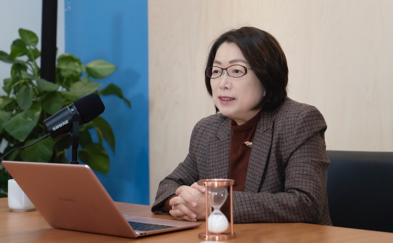 藍(lán)曉科技董事長高月靜榮獲2023年度陜西省創(chuàng)新驅(qū)動秦創(chuàng)原獎